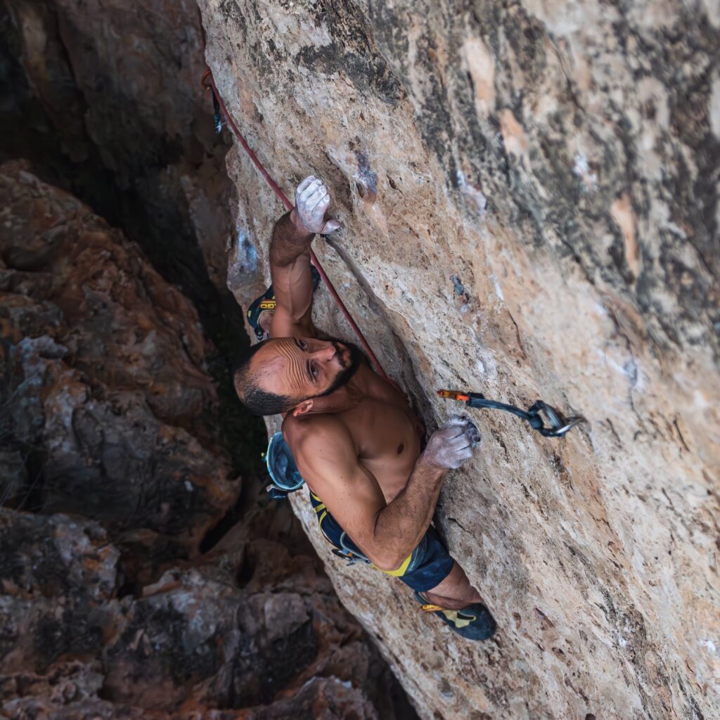 Sean-Climbing Sean